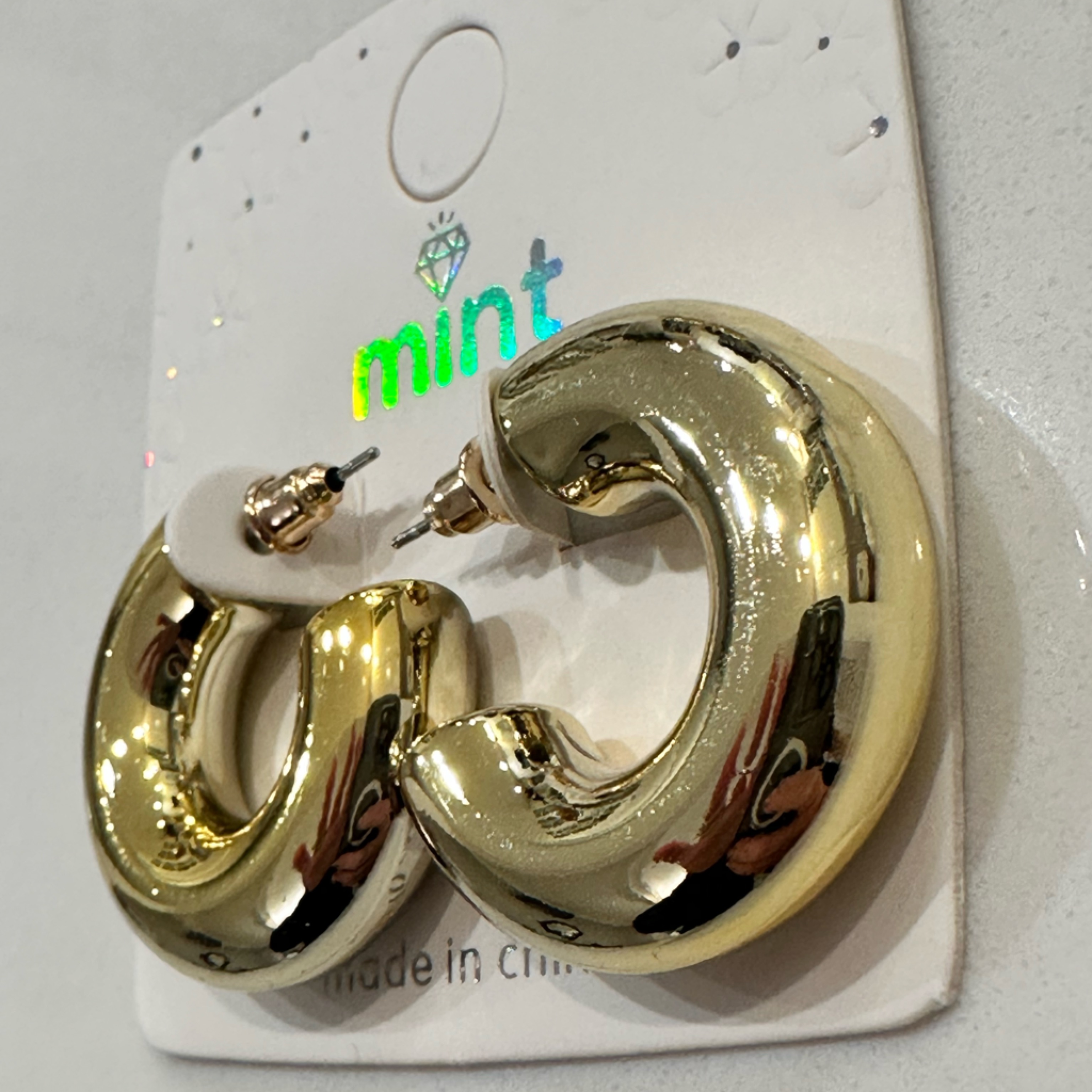 Nwt Chunky Gold Tone Fashion Earrings By Mint 18$